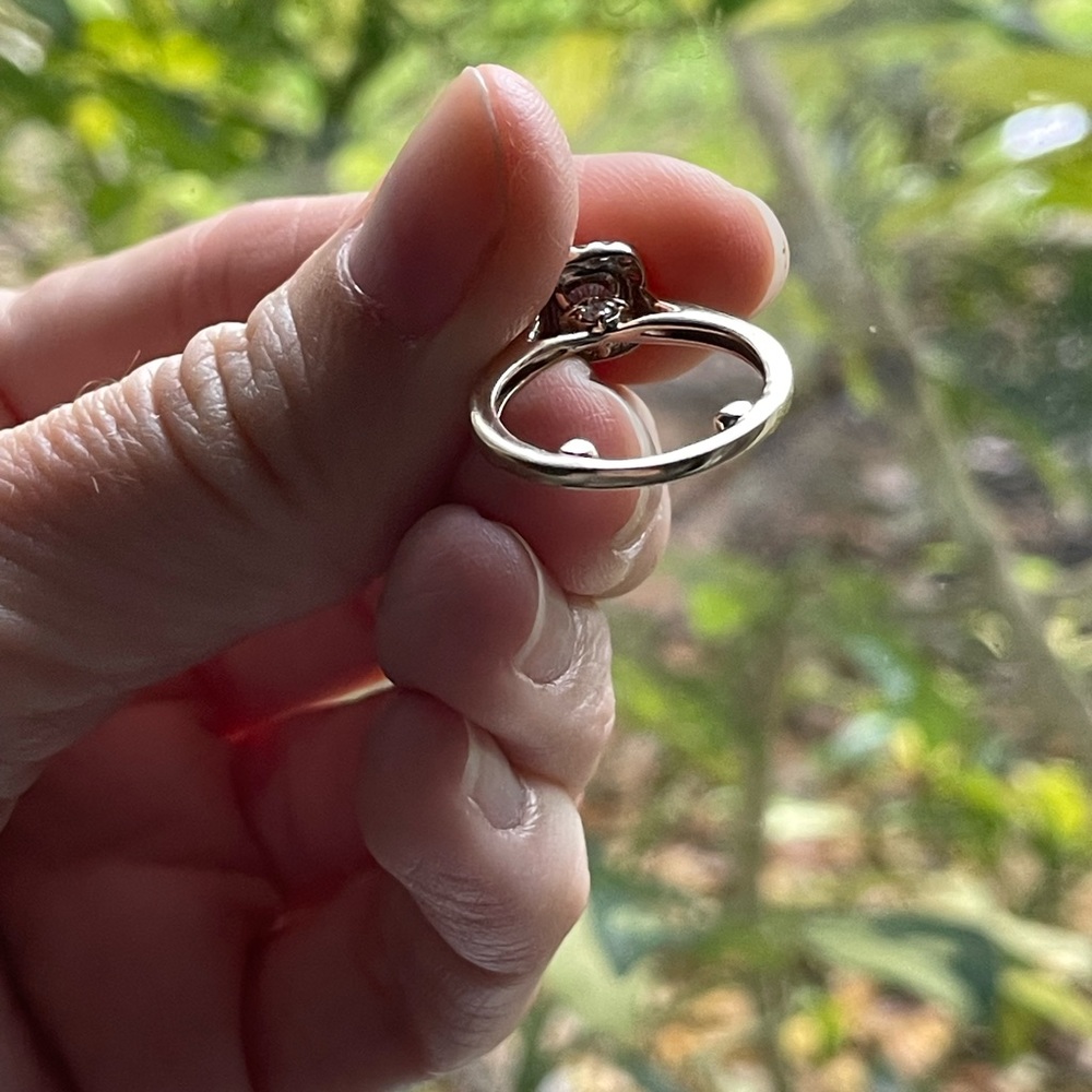 1CT DIAMOND RING - Picture 5 of 7